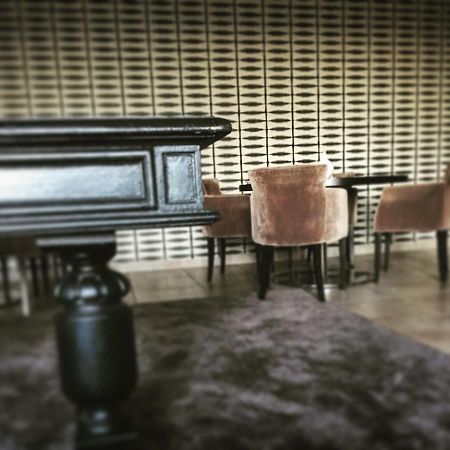 Hotel Victor Cabriès Екстериор снимка