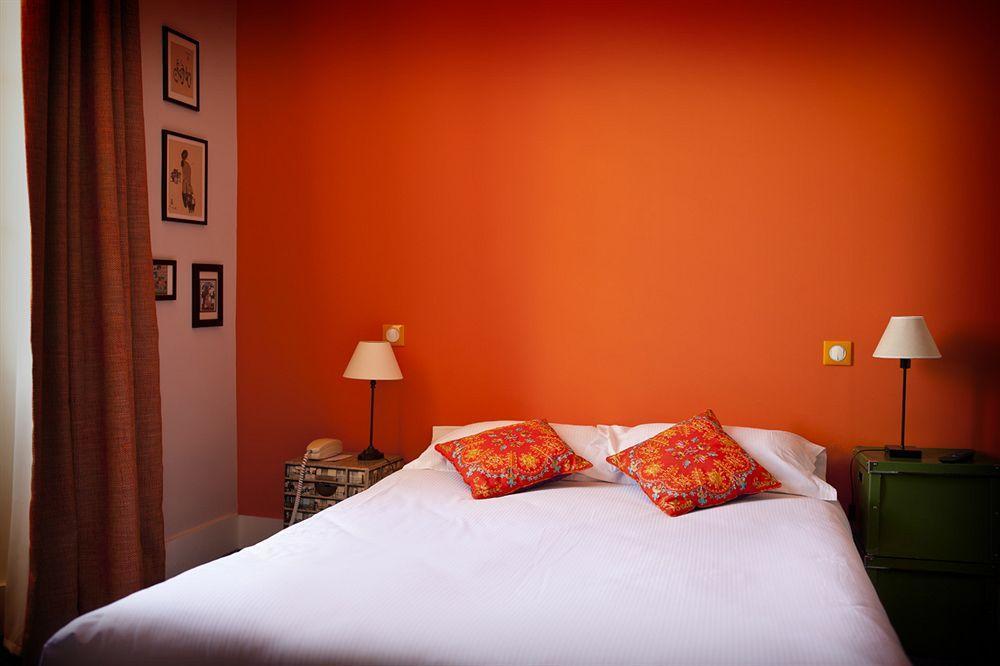 Hotel Victor Cabriès Екстериор снимка